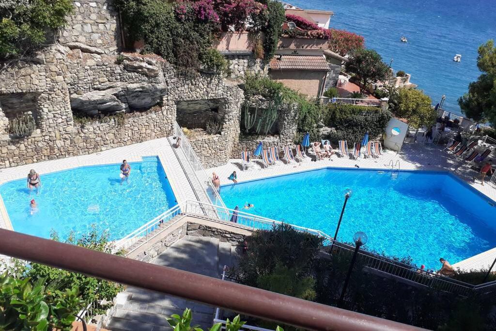 Conca Verde Appartamento Sul Mare Marina dʼMarina dʼAndora Εξωτερικό φωτογραφία