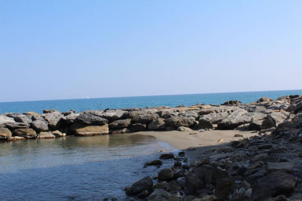Conca Verde Appartamento Sul Mare Marina dʼMarina dʼAndora Εξωτερικό φωτογραφία