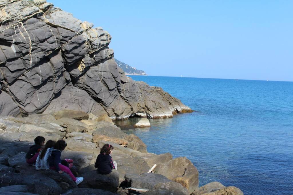 Conca Verde Appartamento Sul Mare Marina dʼMarina dʼAndora Εξωτερικό φωτογραφία