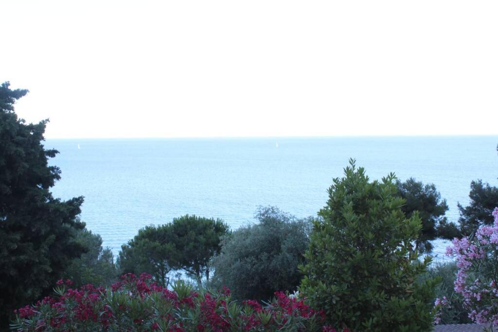 Conca Verde Appartamento Sul Mare Marina dʼMarina dʼAndora Εξωτερικό φωτογραφία